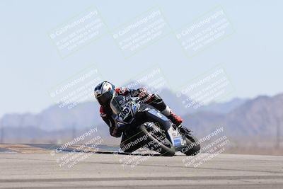 media/Apr-20-2025-CVMA (Sun) [[39090e8767]]/Race 16-Formula Middleweight/